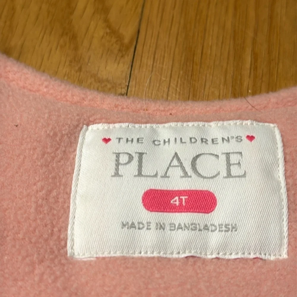 The children’s place girls camouflage pink bib snowpants size 4T .